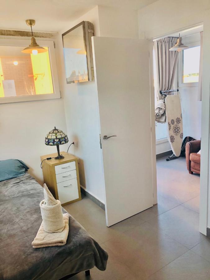Homestay Hab Doble Bano Privado Piso Compartido Ciudad Artes Ciencia *