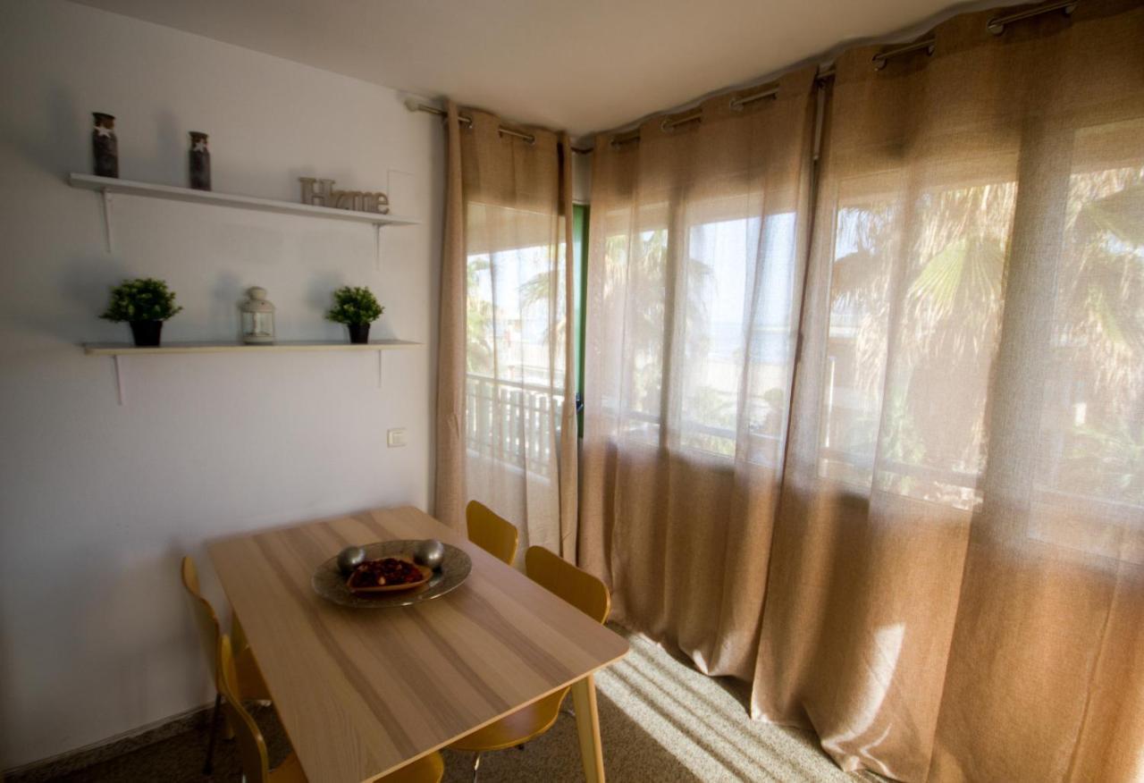 Apartment Front Sun *