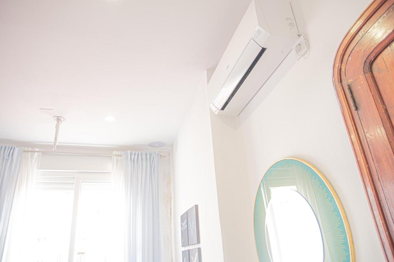 Apartamento Lovely Modern Flat Center