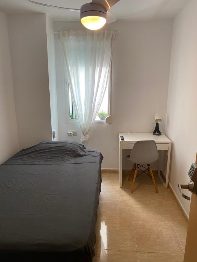 Habitación en casa particular Single In My At The Beach Valencia