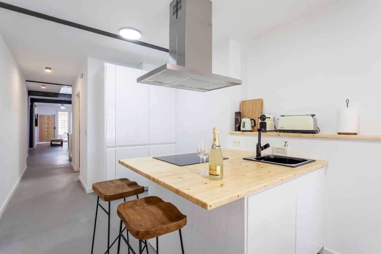 Holiday home Three Floor House With Terrace Valencia