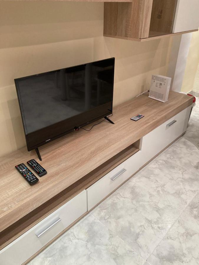 Apartamento A 100 Metros De La Playa Malvarrosa * Valencia