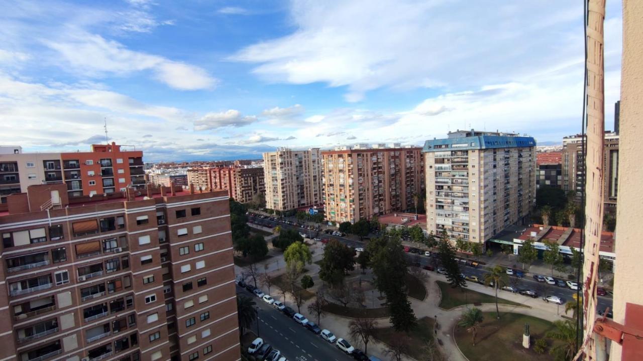 Con Cama Individual, Piso Compartido En Avenida Blasco Ibanez