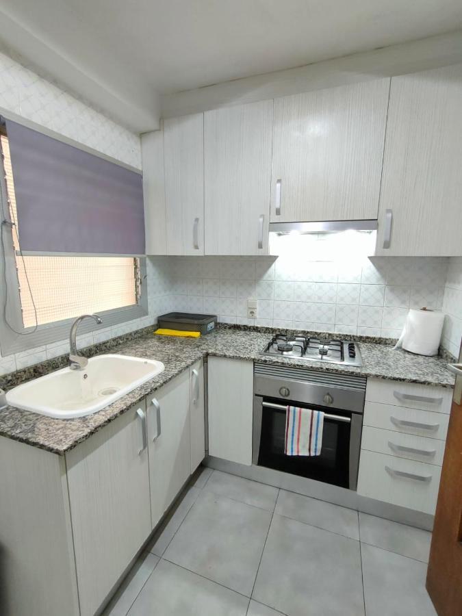 Habitación en casa particular Habitación en alquiler, Valencia / Room for rent, Valencia *