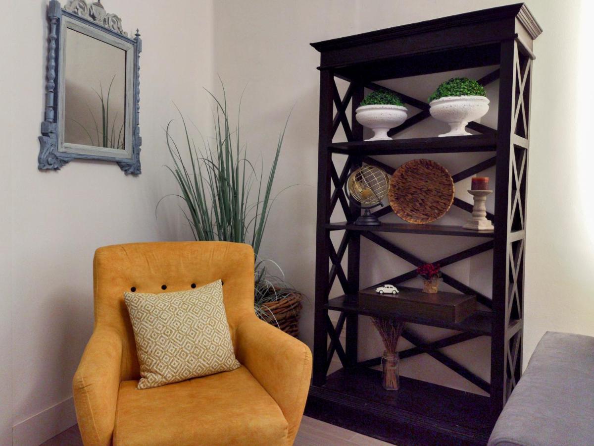 Hall Market Apartment