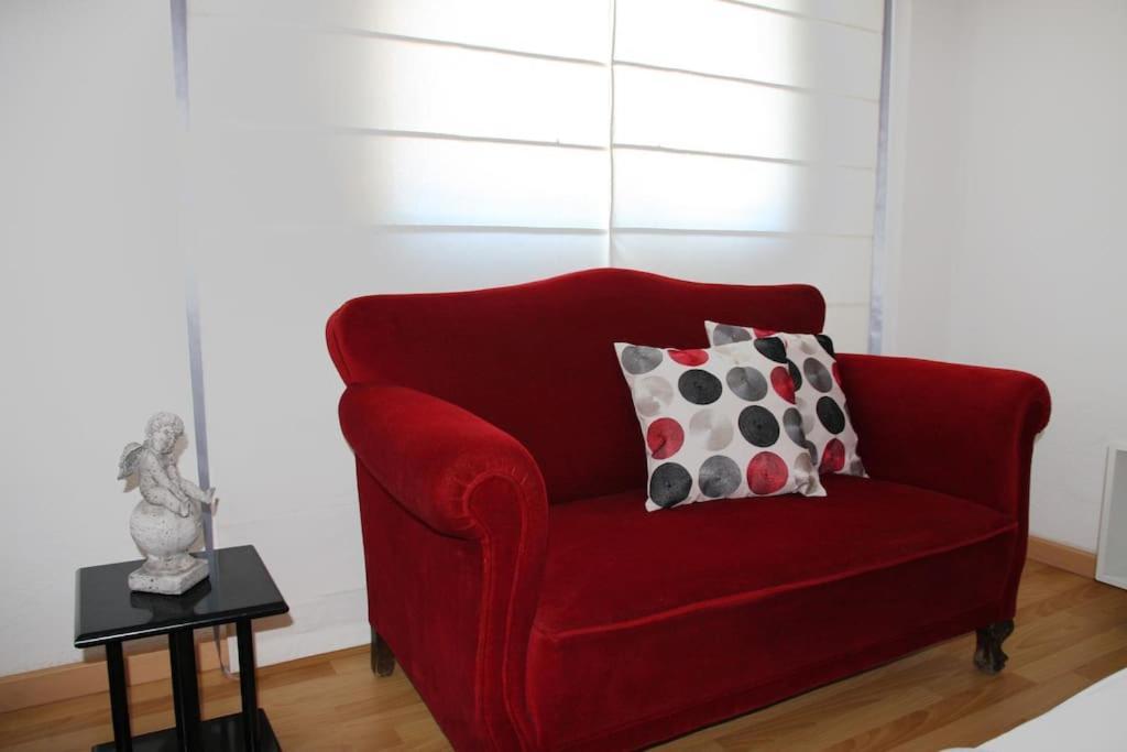Luminoso. Comodo. Acogedor. Wifi. Junto A Ave