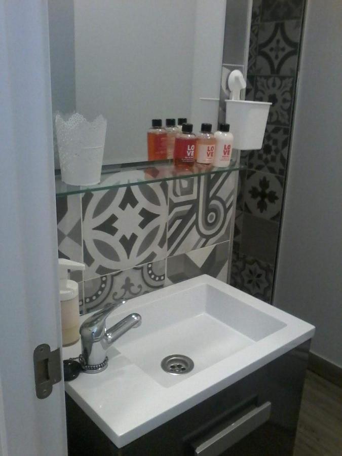 Pequeño Con Mini Piscina Apartamento Valencia