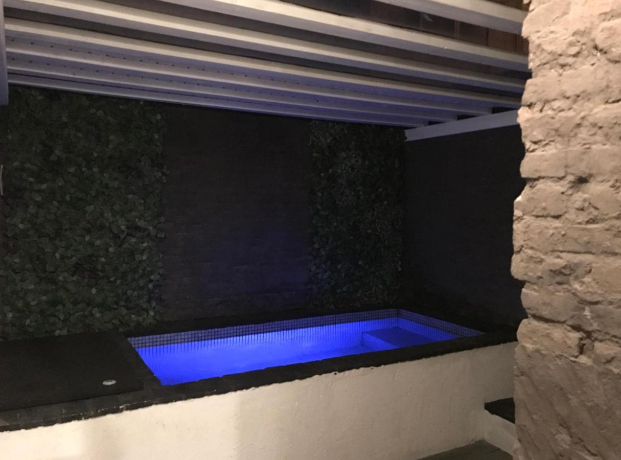 Apartamento Pequeño Con Mini Piscina