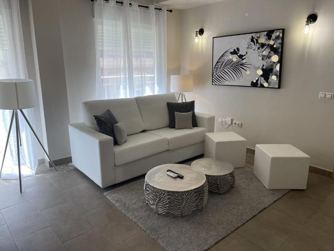 Balmes Market Mid-term Apartment Valencia