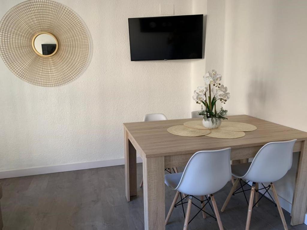 Espectacular Apartamento A 100mt De La Playa Arenas Apartamento *