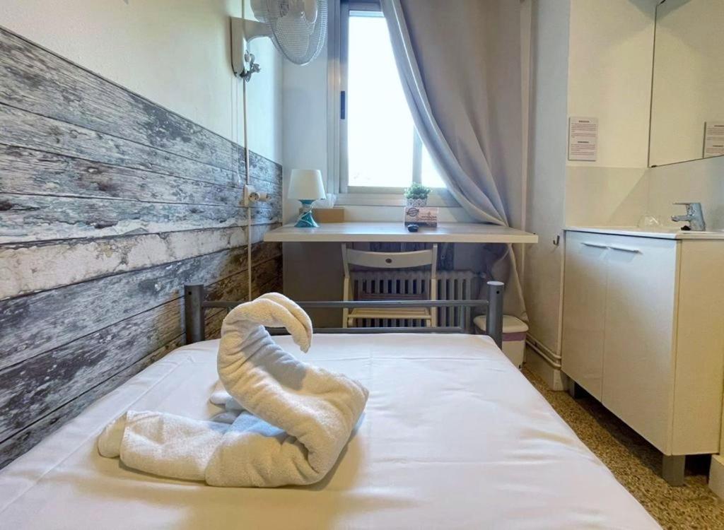 Suits You: Adults-only Centro Historico With Auto Check-in Hotel Valencia