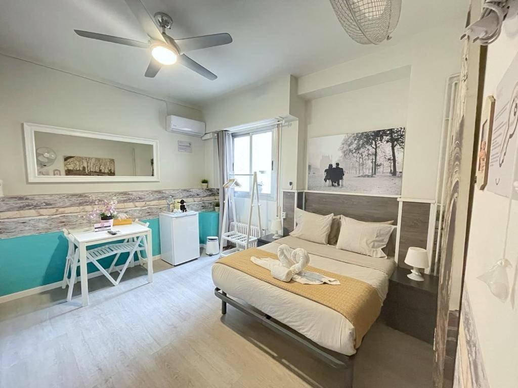 Suits You: Adults-only Centro Historico With Auto Check-in Hotel Valencia