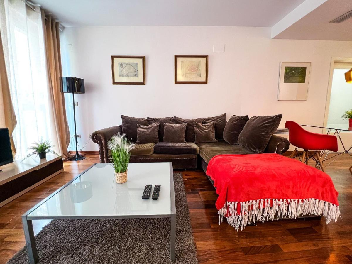 Baron Apartment *