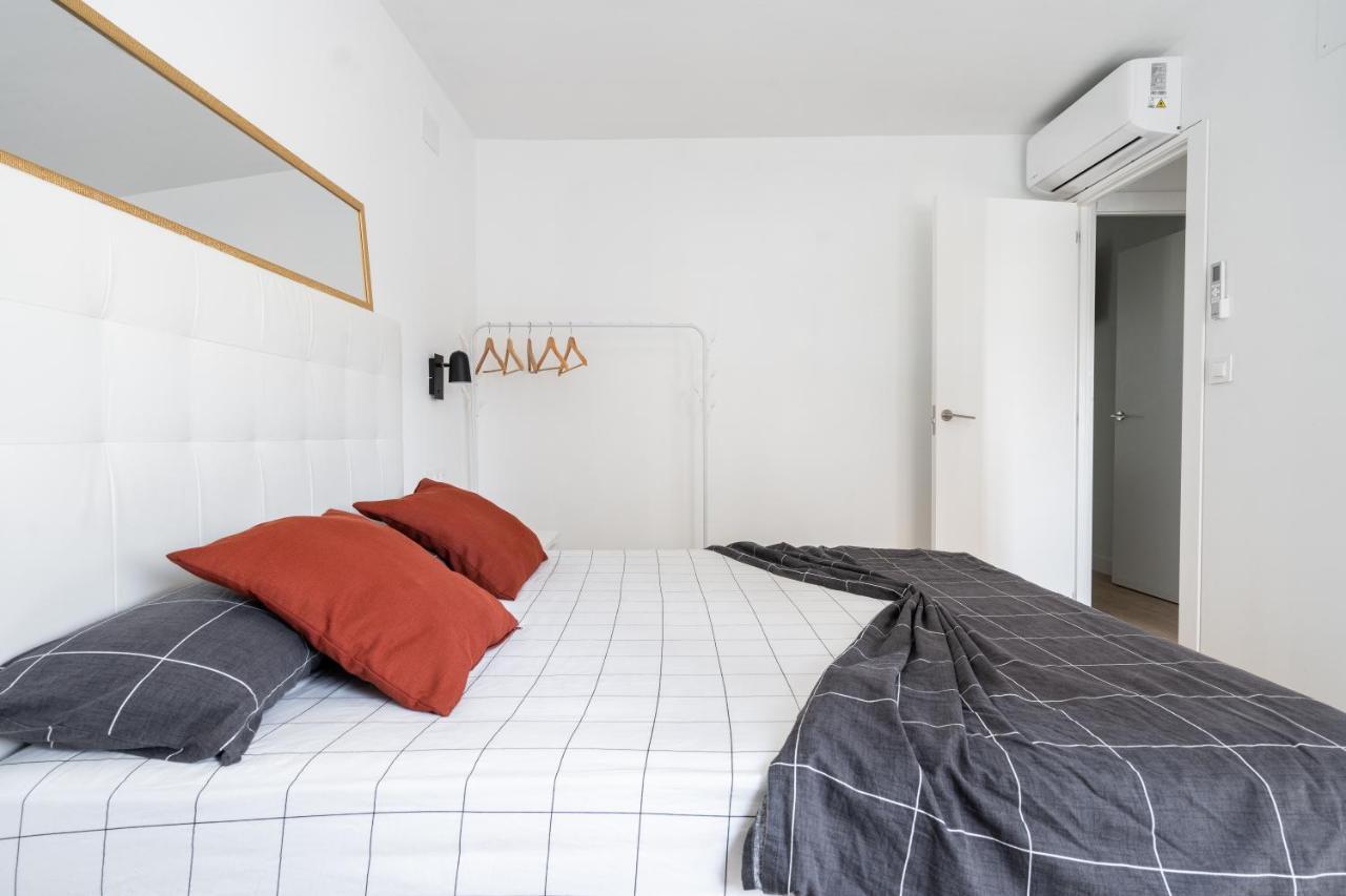 - Spacious Sanctuary In The Heart Of Valencia! - Apartment *