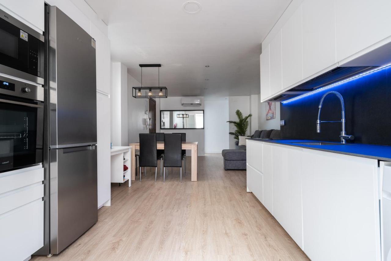 - Spacious Sanctuary In The Heart Of Valencia! - *
