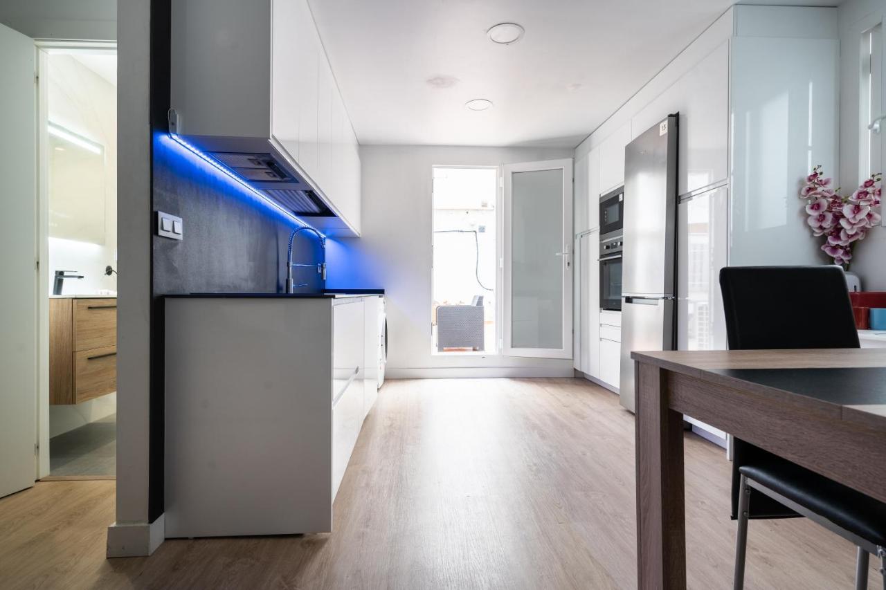 - Spacious Sanctuary In The Heart Of Valencia! - *