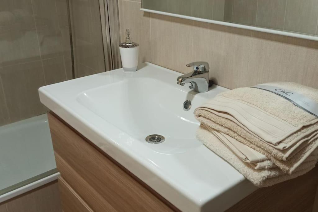 Apartment Atico En Paiporta Con 2 Grandes Terrazas