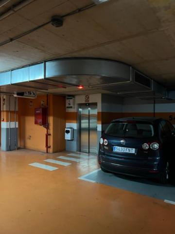 Apartment Calle Mora De Rubielos With Free Private Underground Parking *
