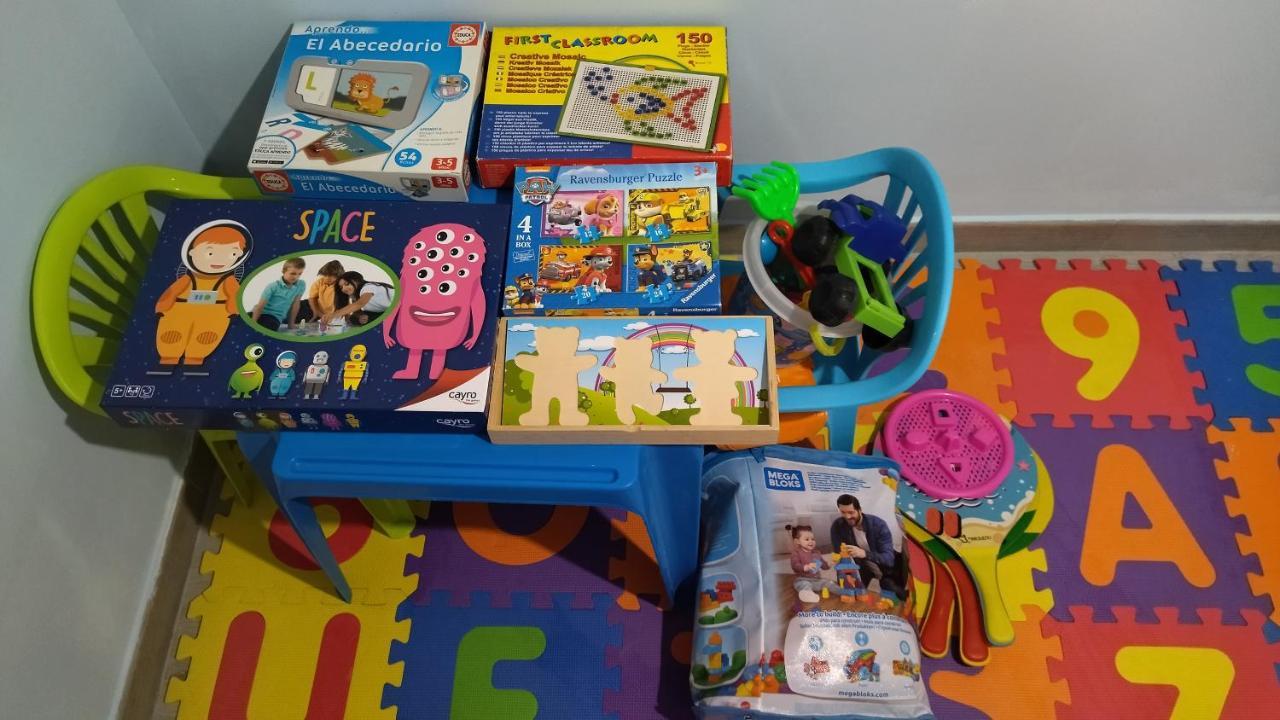 Casa Ideal Familias Con Patio Y 3 Banos * Valencia