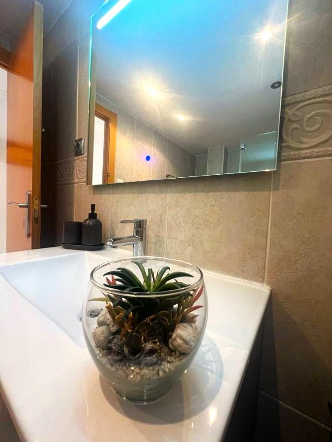 Apartment Calle Mora De Rubielos With Free Private Underground Parking Valencia