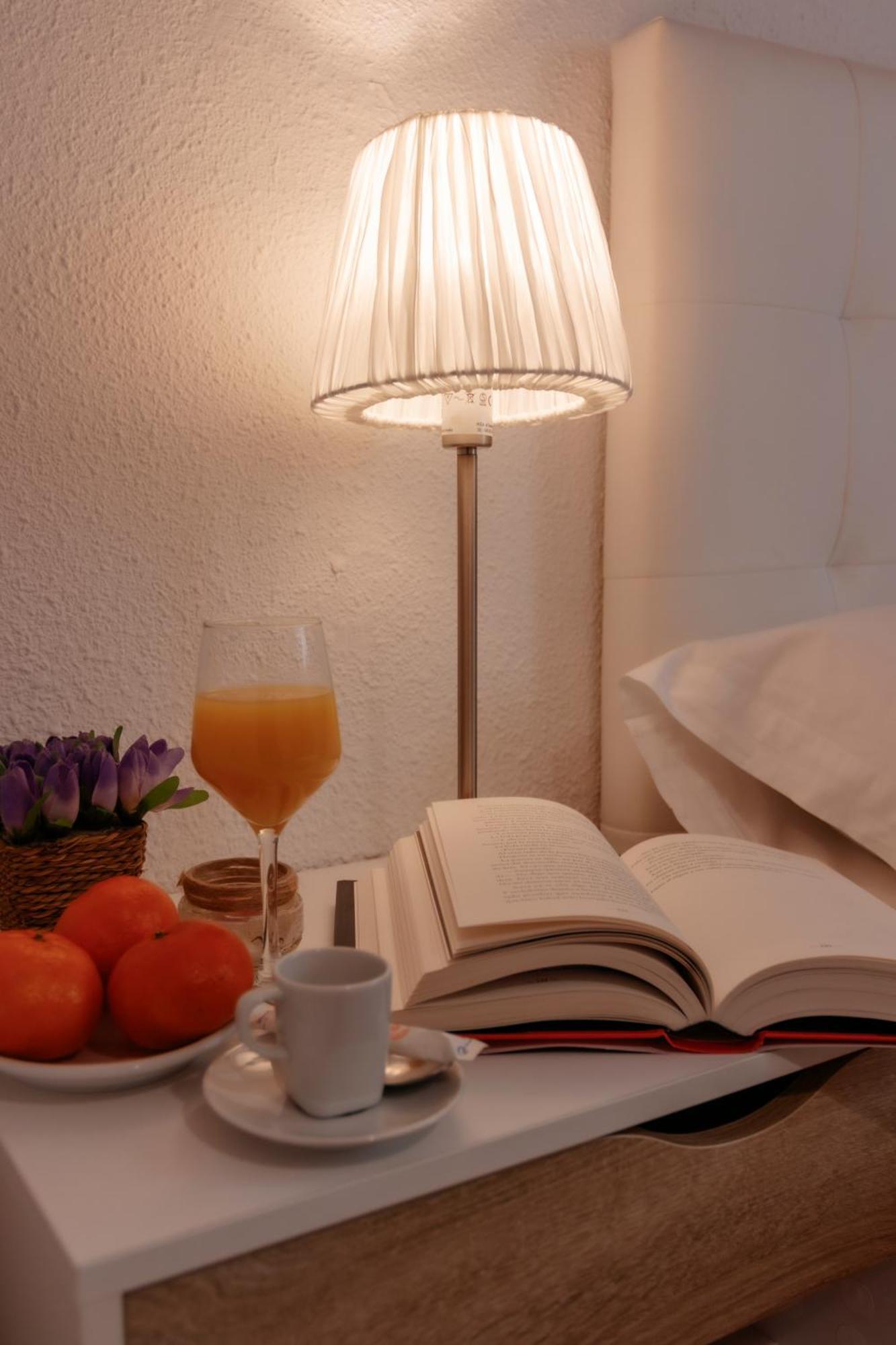 Apartamento Luminoso. Comodo. Acogedor. Wifi. Junto A Ave *