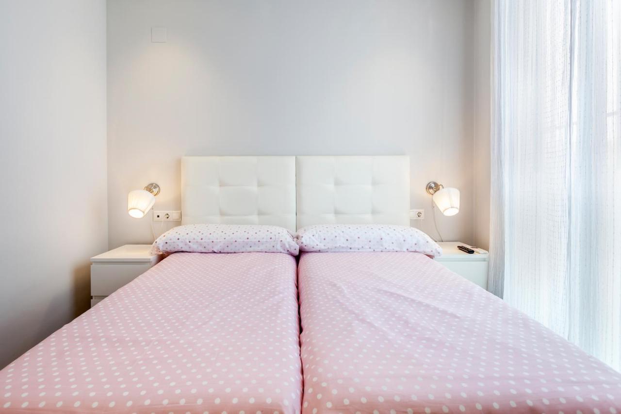 Piso En La Playa, Wifi Gratis Y Ac Apartamento