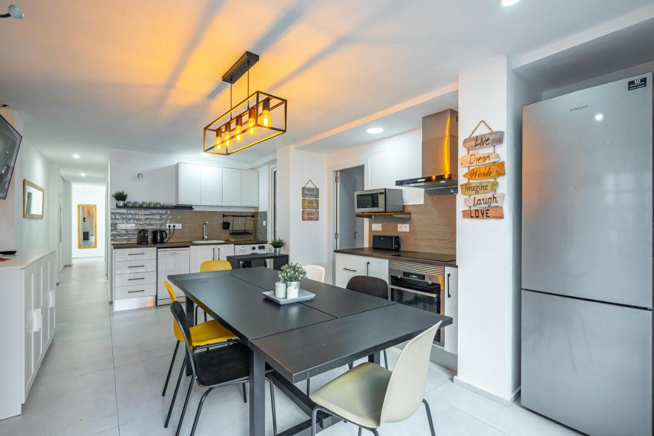 Sunny On Cabanal Beach Apartment