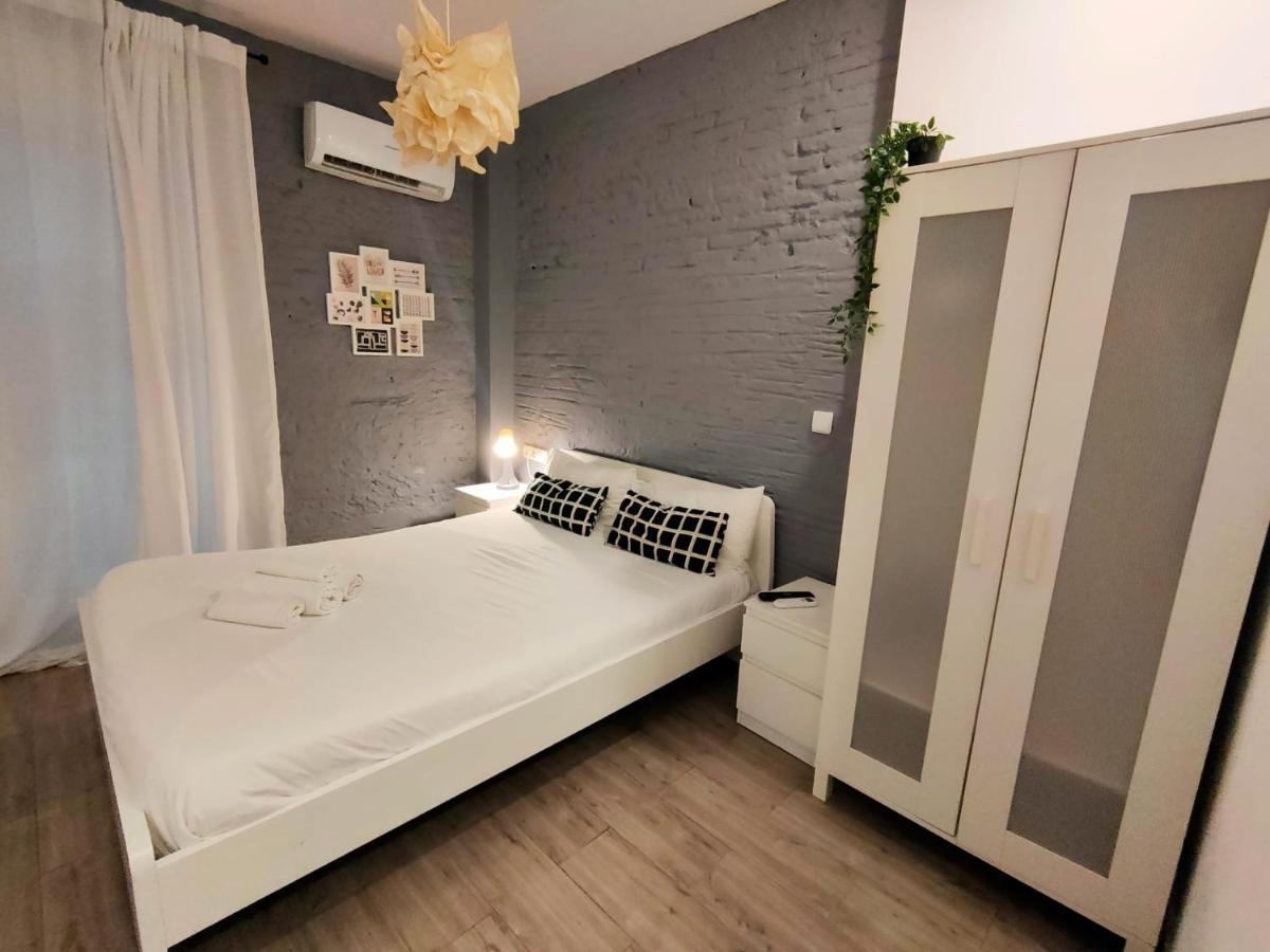 Apartamento Pequeño Con Mini Piscina *