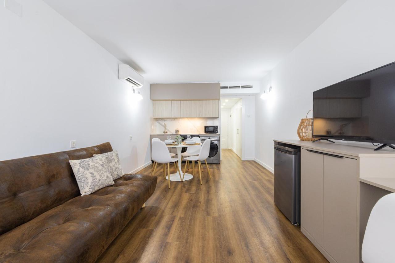 Florit Flats - The Apolo Apartment *