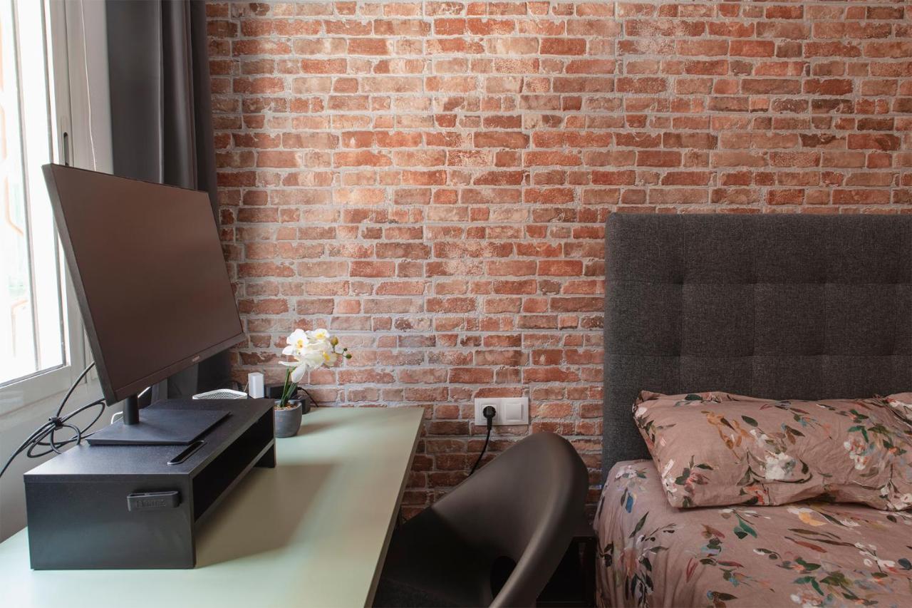 Apartment Luxury Artistic Digital Nomad 2 Bedroom W/terrace