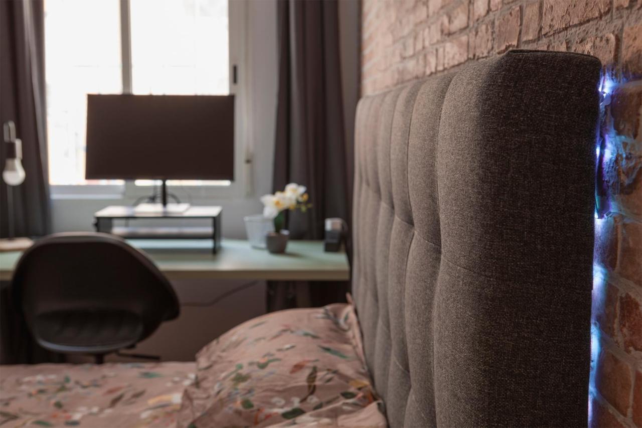 Apartment Luxury Artistic Digital Nomad 2 Bedroom W/terrace