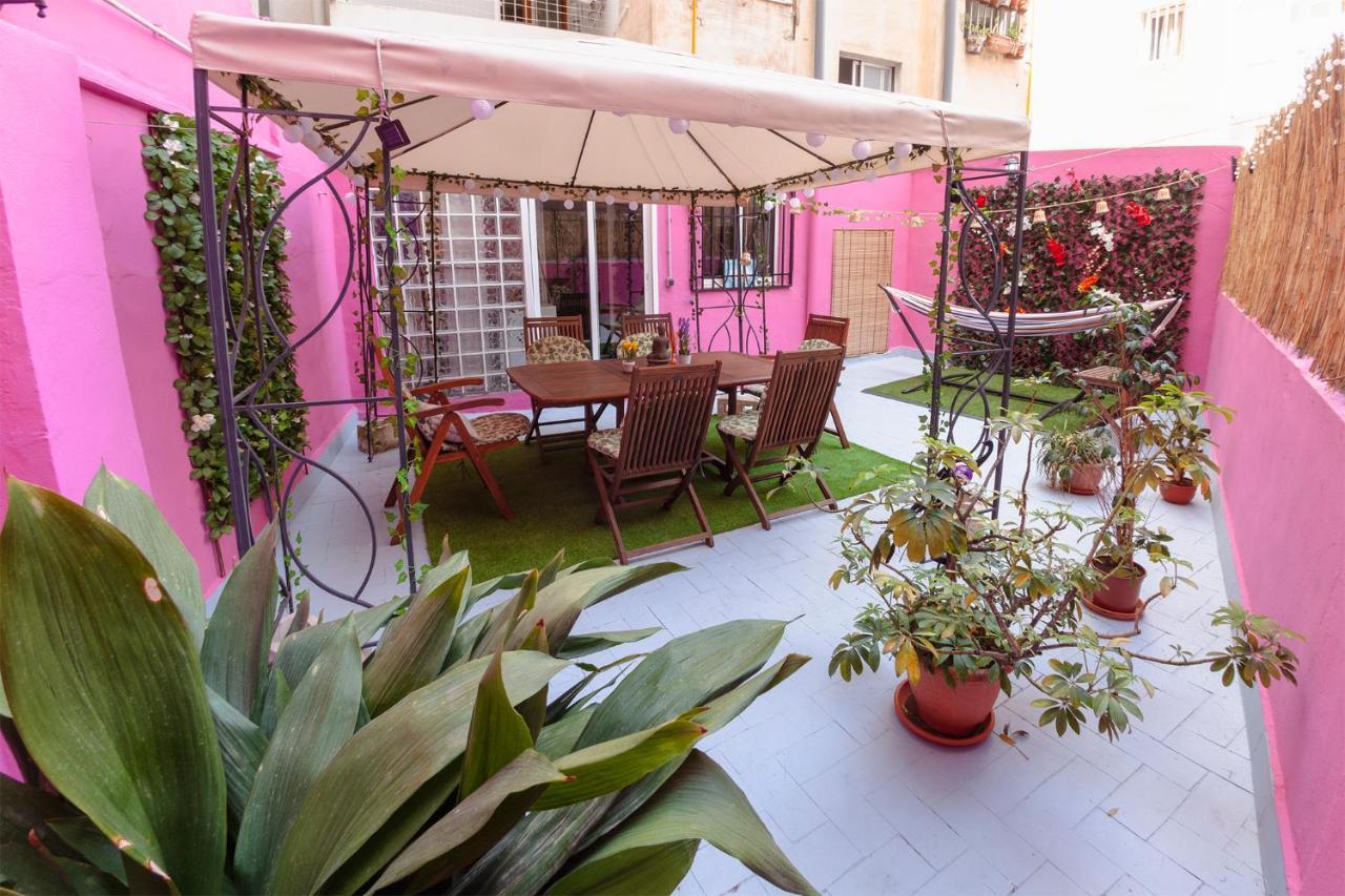 Luxury Artistic Digital Nomad 2 Bedroom W/terrace Apartment