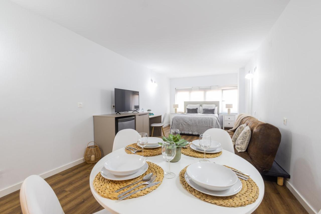 Florit Flats - The Apolo Apartment *