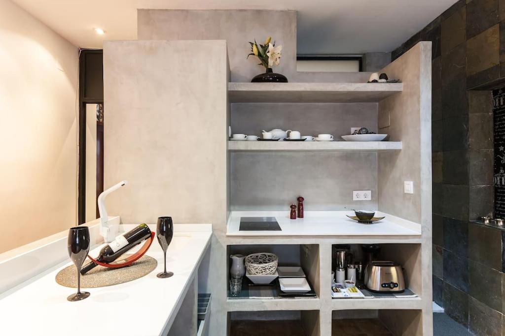 Apartamento Pequeno Loft En Ruzafa Wifi Valencia