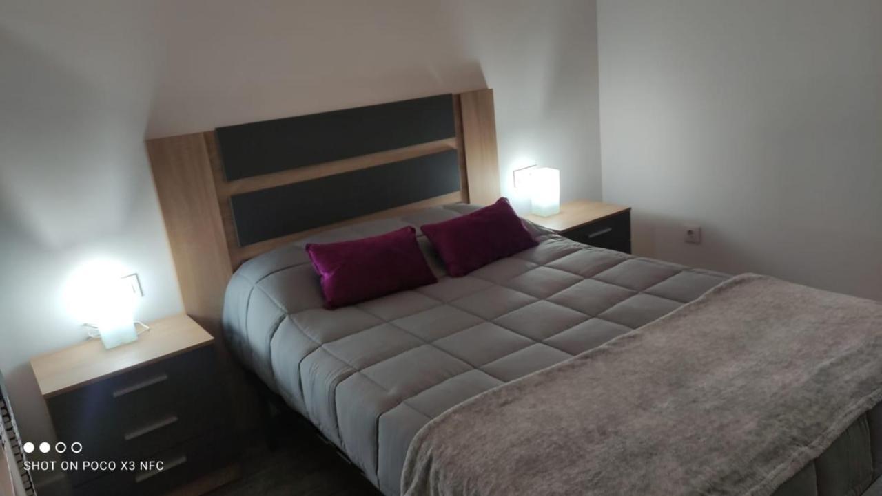 Apartmentsuitespain Playa - Universidades Apartment