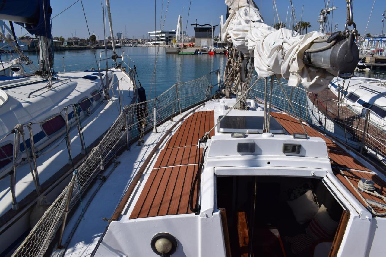Botel Velero En Puerto De - E&m Boats Valencia