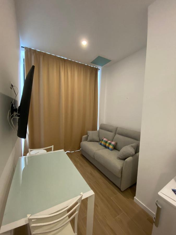Apartamento Travel Habitat Ave Sorolla Suites