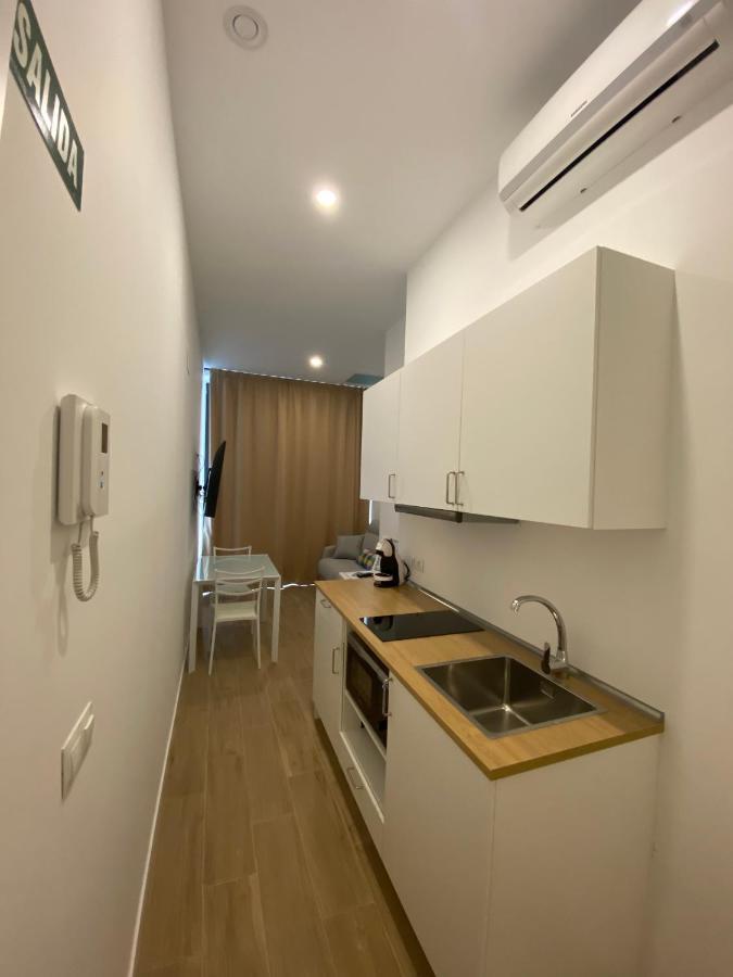 Travel Habitat Ave Sorolla Suites *