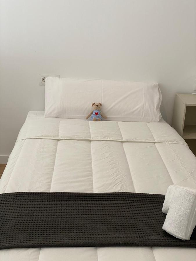 Travel Habitat Ave Sorolla Suites *