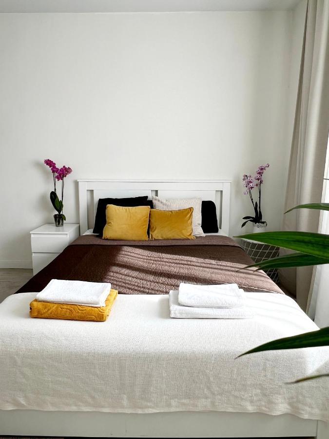 Cozy Modren On Malvarrosa Habitación en casa particular Valencia