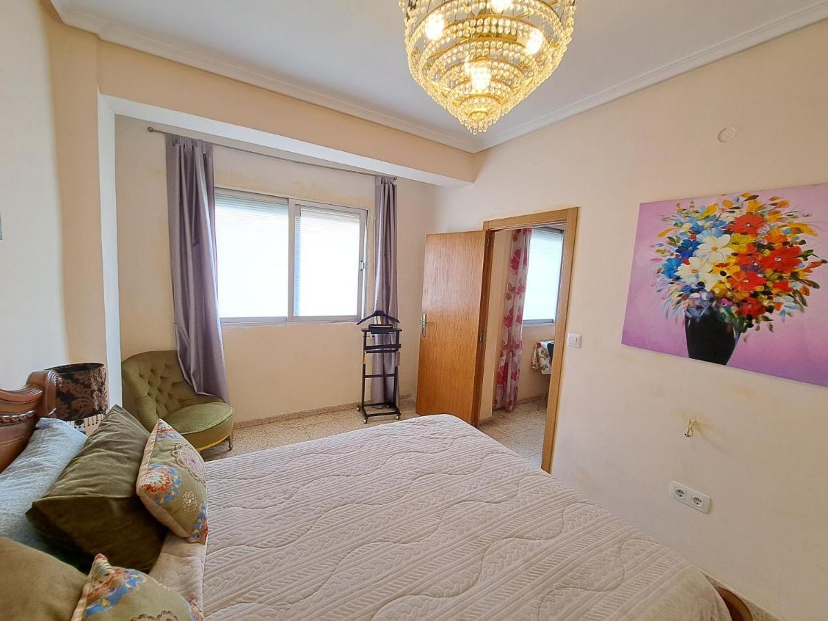 Apartamento 3 Bedroom Flat With Wifi