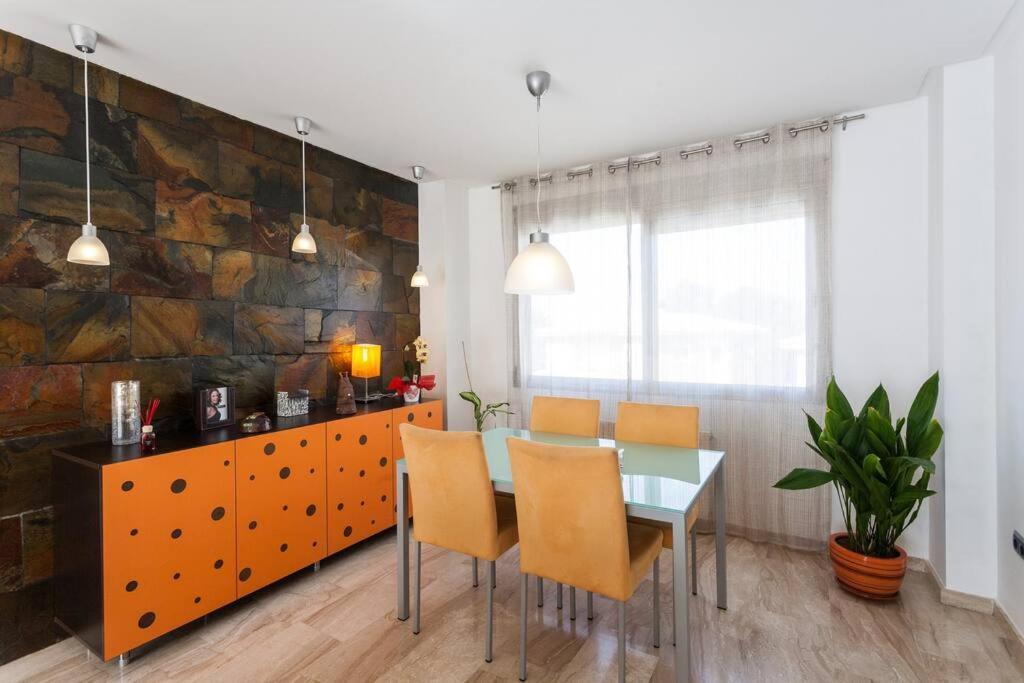 Morga Privada,lujo, Relax,calicanto Valencia