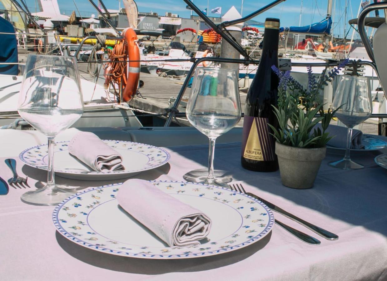 Velero Shabbak Botel Valencia