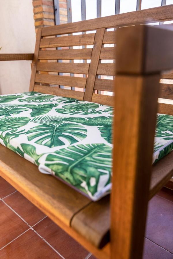 Penthouse Duplex In A 4 Floors Spanish House -8 Min To Center By Metro Apartamento *