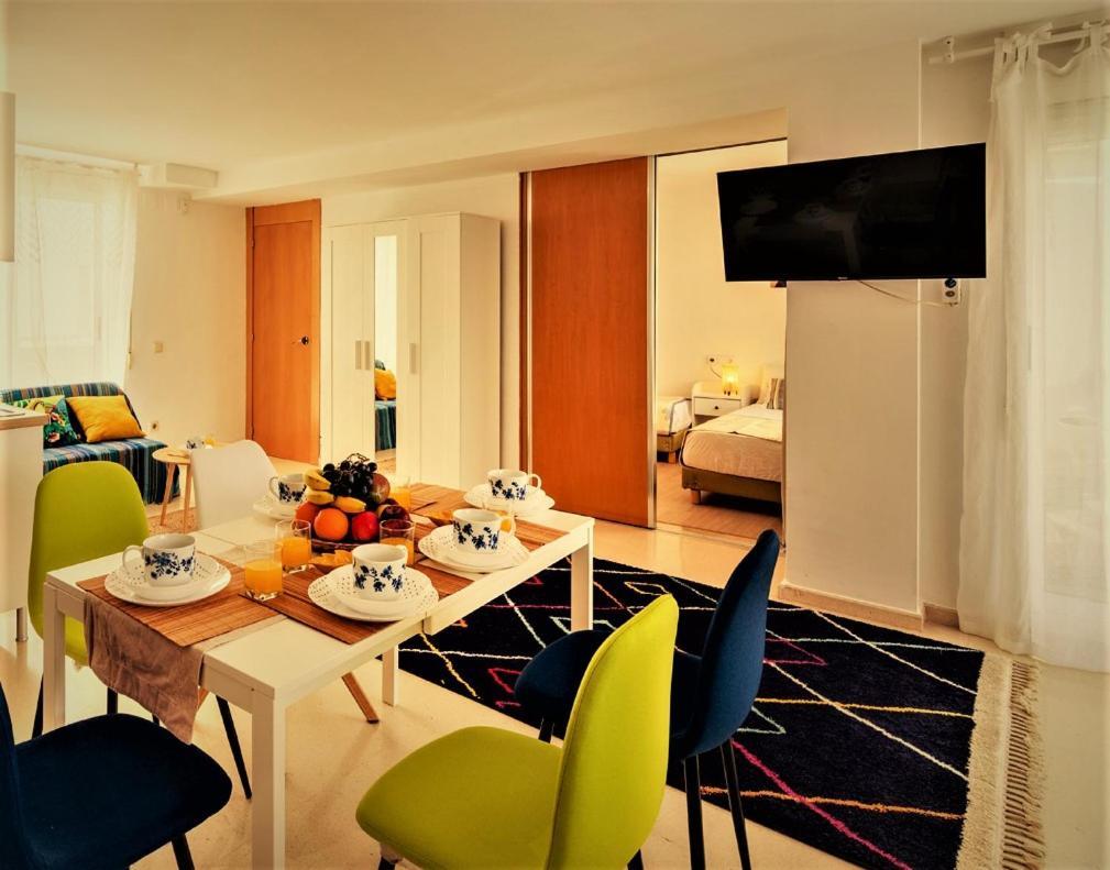 Penthouse Duplex In A 4 Floors Spanish House -8 Min To Center By Metro Apartamento Valencia
