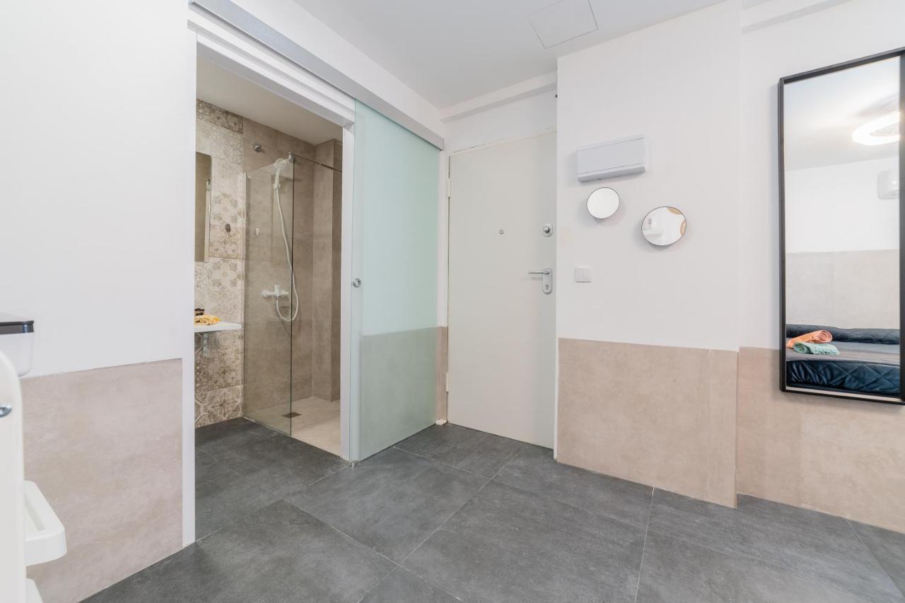 Aptuvalencia-f&b Sol Sl Apartamento *