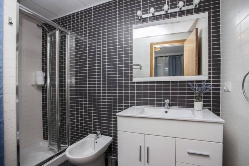 Apartamento Cozy Flat Near Torres De Serrano Valencia