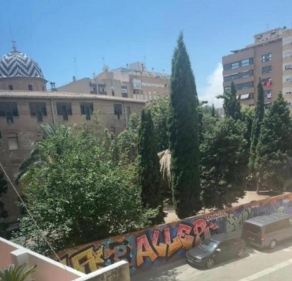 Familyhomestay * Valencia