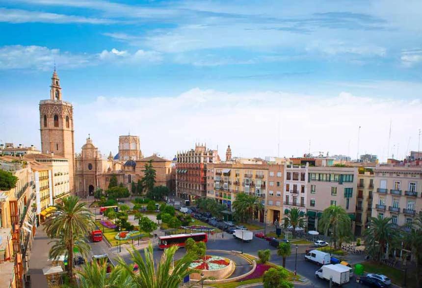 Turistico Lux Center