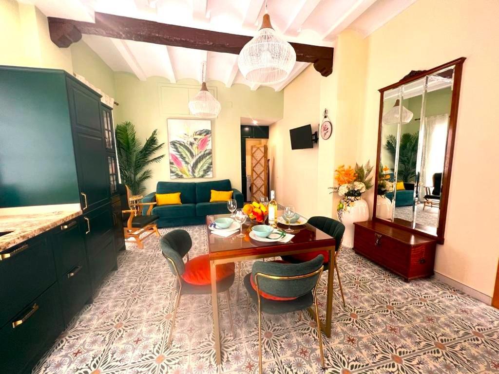 Esmeralda With Free Private Underground Parking Apartamento Valencia